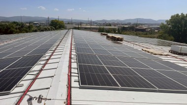 10MILA PANNELLI E 7,6 GWH DI PRODUZIONE ANNUA per logifrio